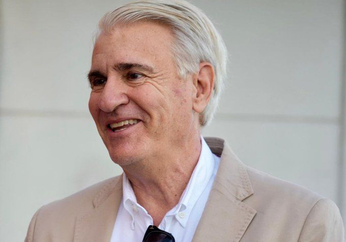 Antonio Cordón, a su llegada a la ciudad deportiva José Ramón Cisneros Palacios