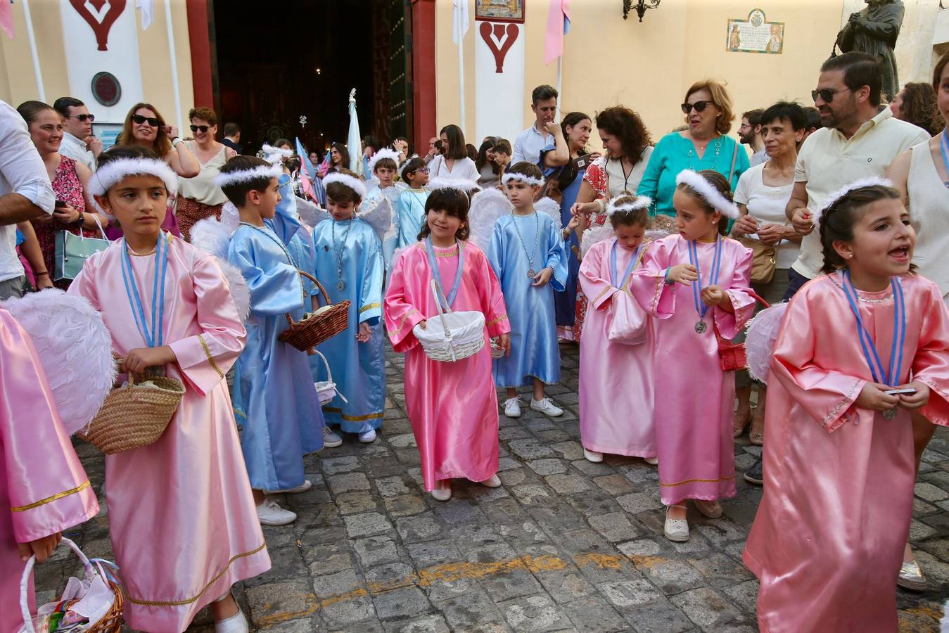 Procesión de María Auxiliadora de los Salesianos de la Trinidad