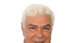 Muere Juan Mena, bombo de la mítica comparsa de Los Majaras