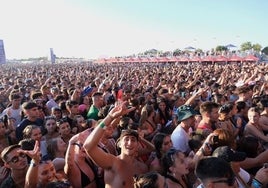 El Puro Latino Fest arranca con fuerza en El Puerto